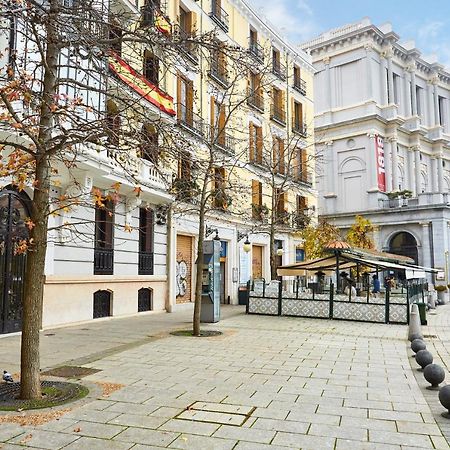 Leeways Apartment In Oriente Madrid Luaran gambar